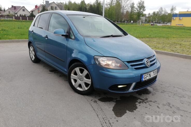 Volkswagen Golf Plus 1 generation