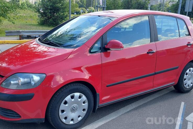 Volkswagen Golf Plus 1 generation