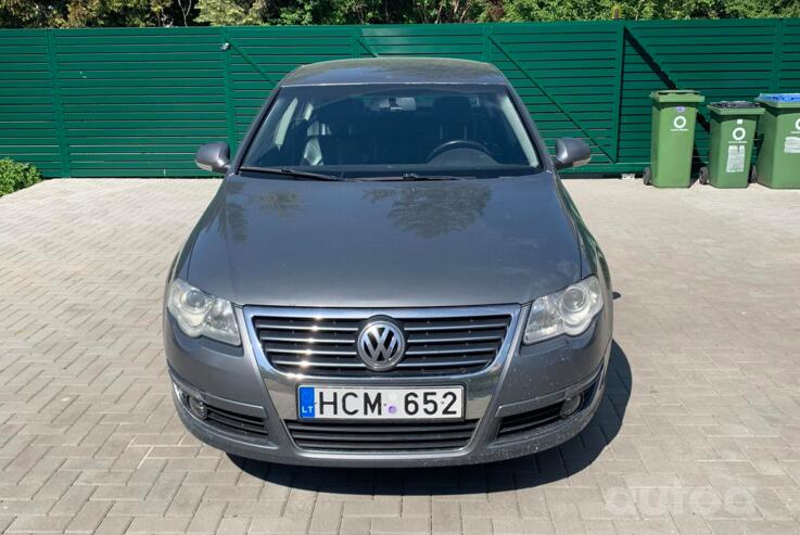 Volkswagen Passat B6 Sedan 4-doors