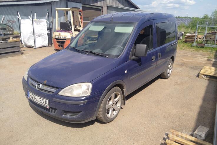 Opel Combo C [restyling] Tour Tramp minivan 5-doors