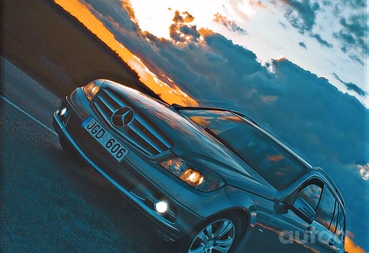 Mercedes-Benz C-Class W204/S204 wagon 5-doors