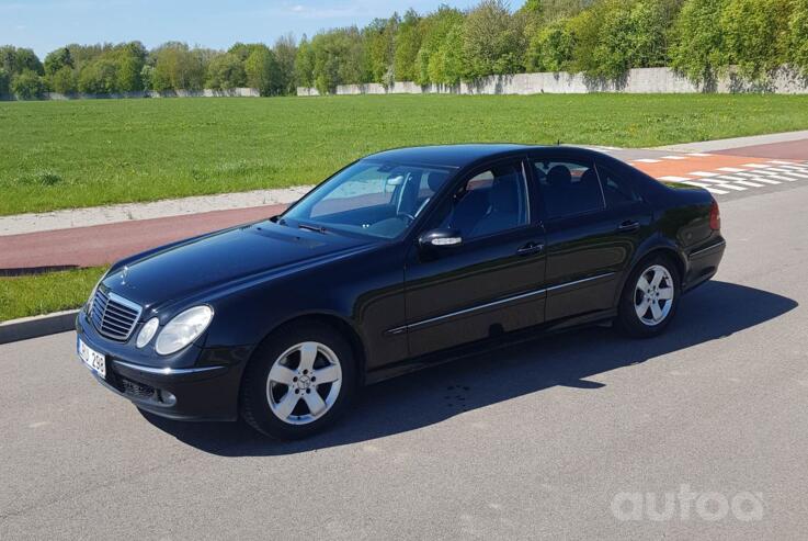 Mercedes-Benz E-Class W211 Sedan