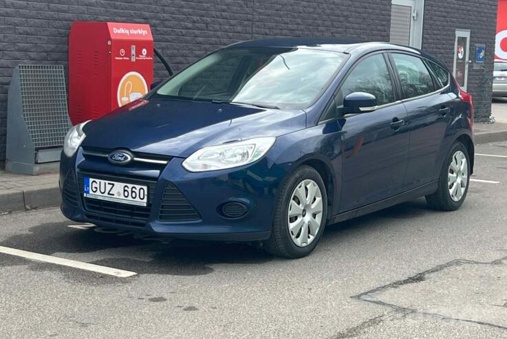 Ford Focus 3 generation Hatchback 5-doors