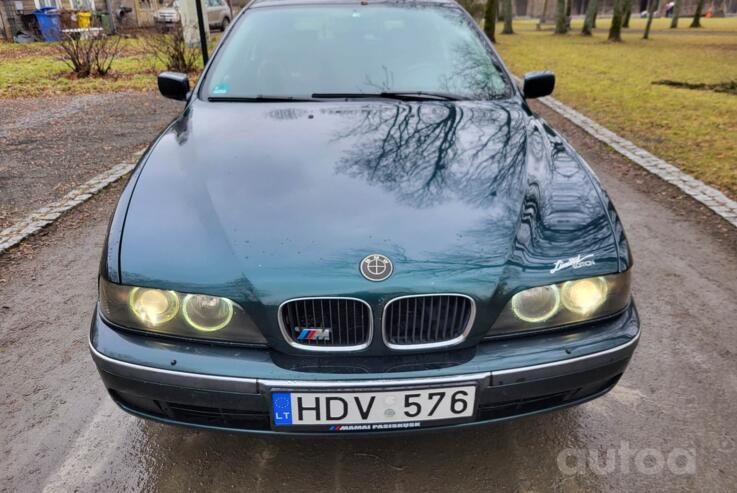 BMW 5 Series E39 Touring wagon