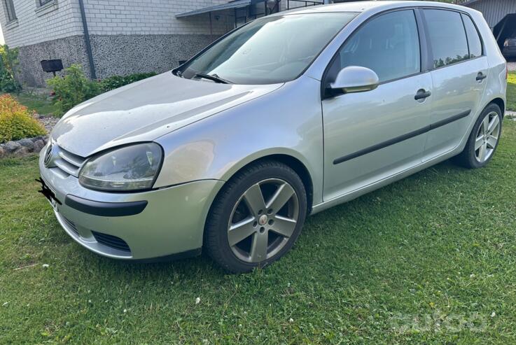 Volkswagen Golf 5 generation Hatchback 5-doors