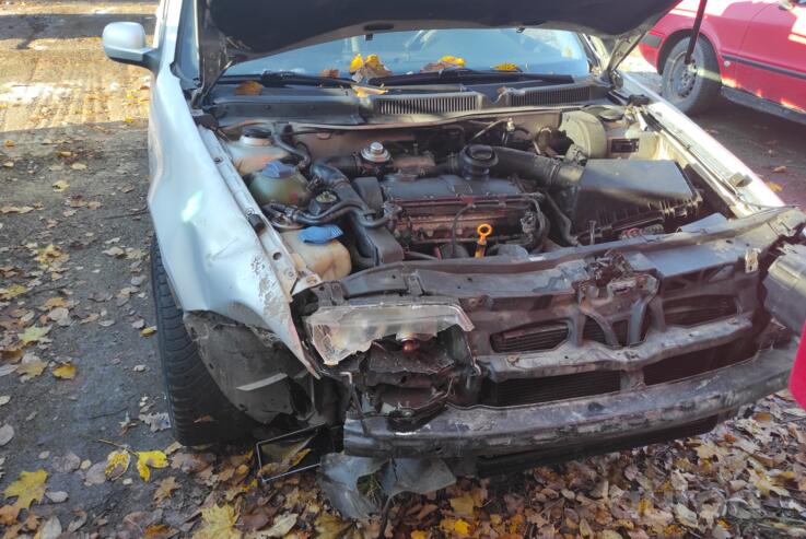 Volkswagen Bora 1 generation Variant wagon