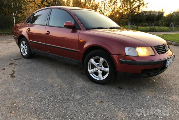 Volkswagen Passat B5 Sedan 4-doors