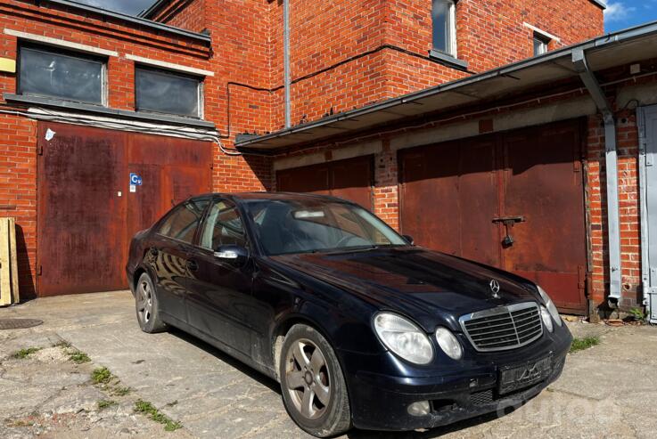 Mercedes-Benz E-Class W211 Sedan