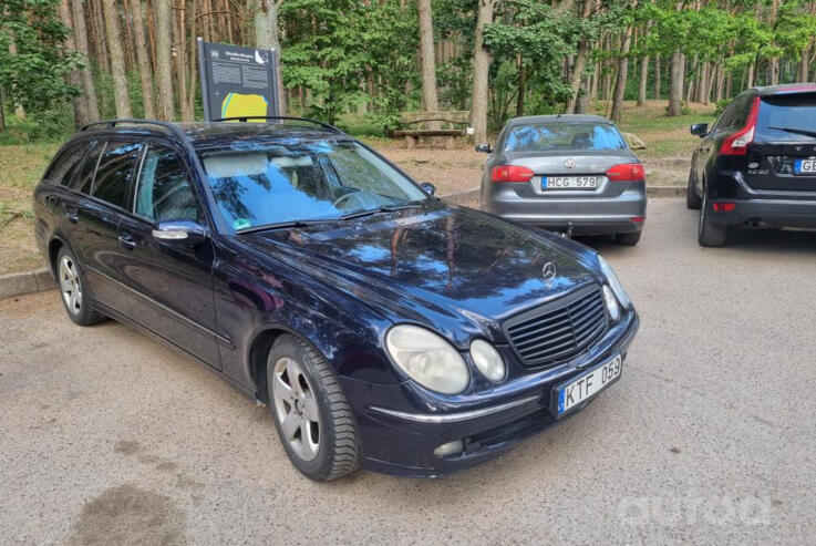 Mercedes-Benz E-Class W211/S211 wagon 5-doors