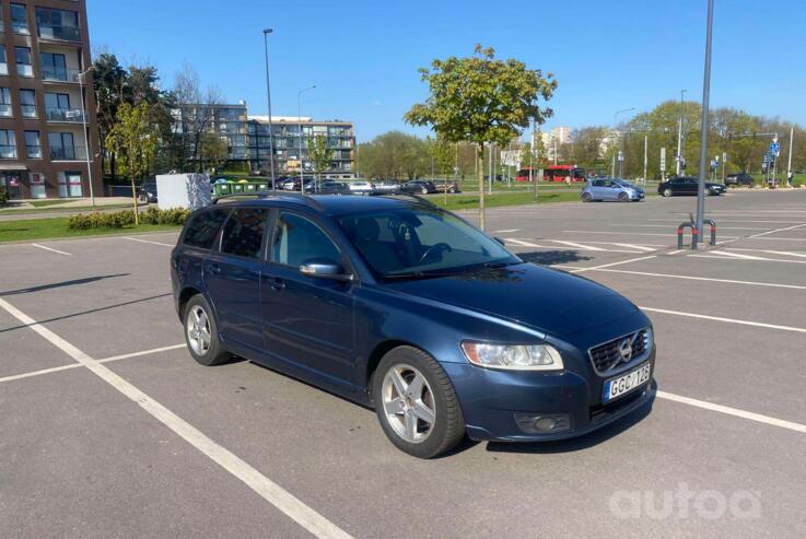 Volvo V50 1 generation [restyling]