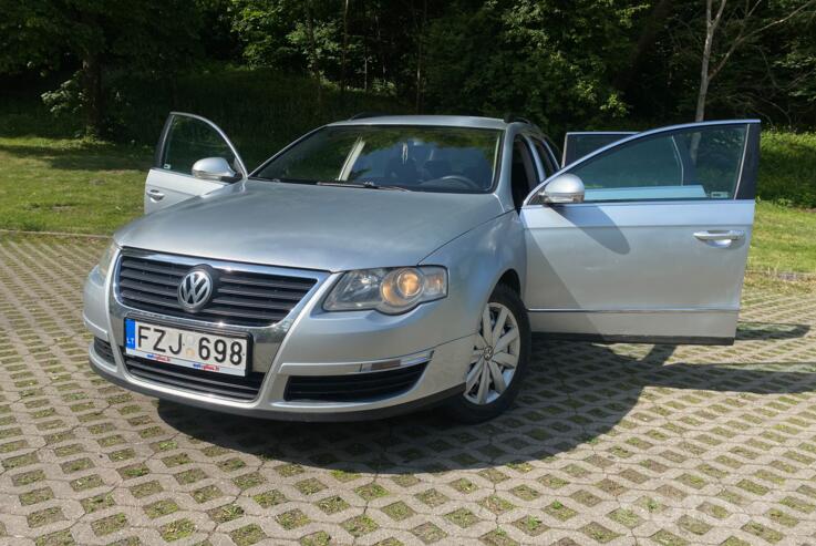 Volkswagen Passat B6 wagon 5-doors