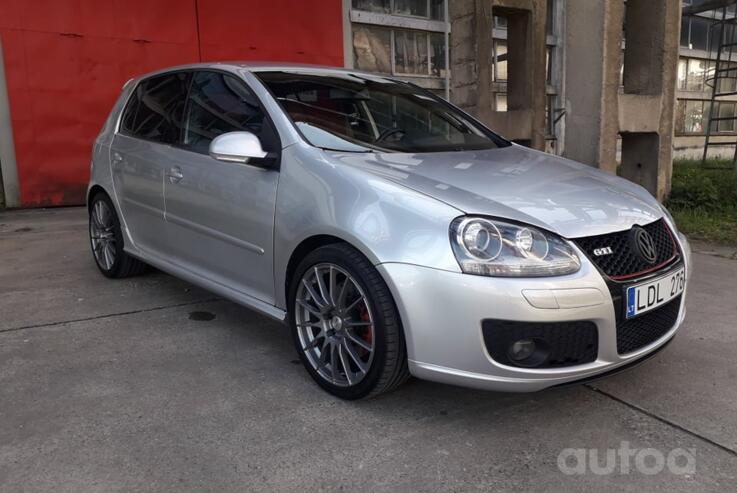 Volkswagen Golf GTI 5 generation