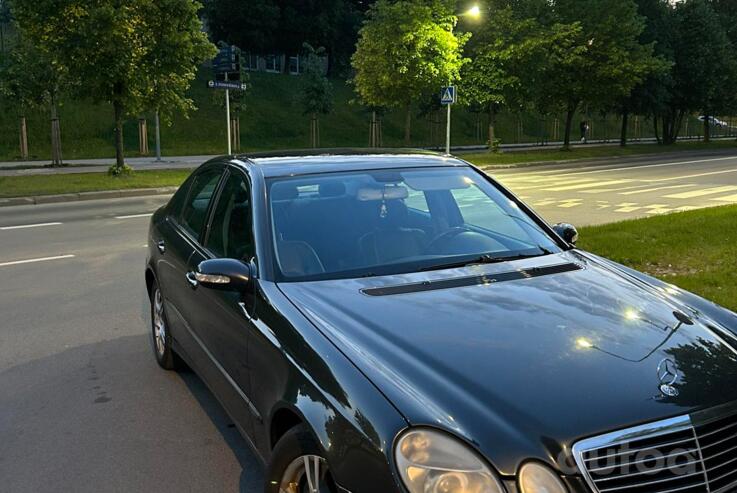 Mercedes-Benz E-Class W211/S211 Sedan 4-doors