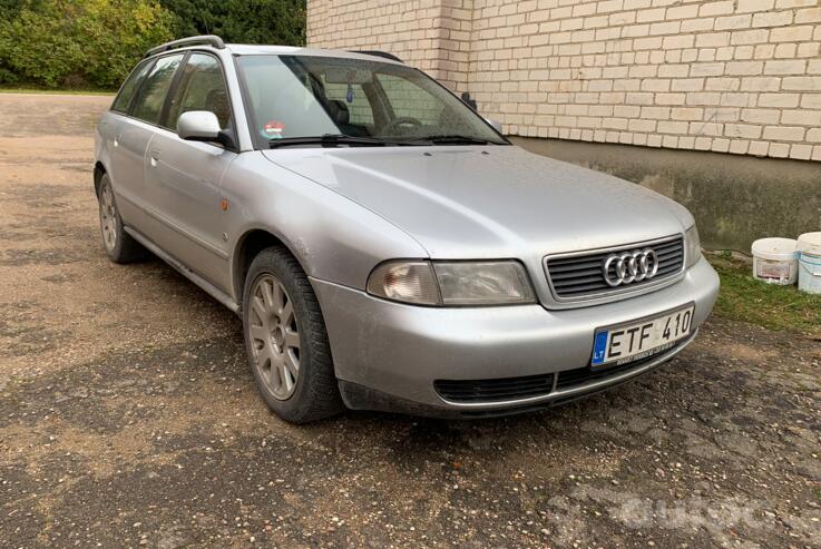 Audi A4 B5 Avant wagon 5-doors