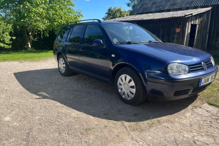 Volkswagen Golf 4 generation wagon