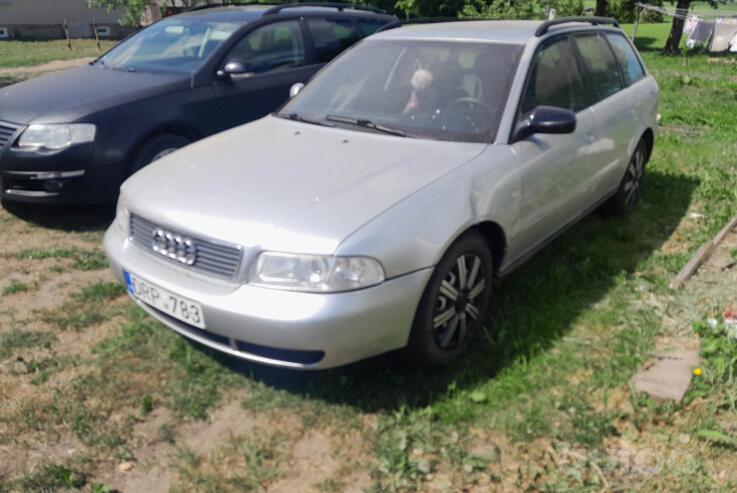 Audi A4 B5 Avant wagon 5-doors