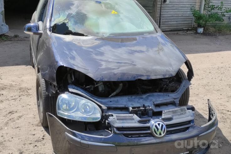 Volkswagen Golf 5 generation Hatchback 5-doors