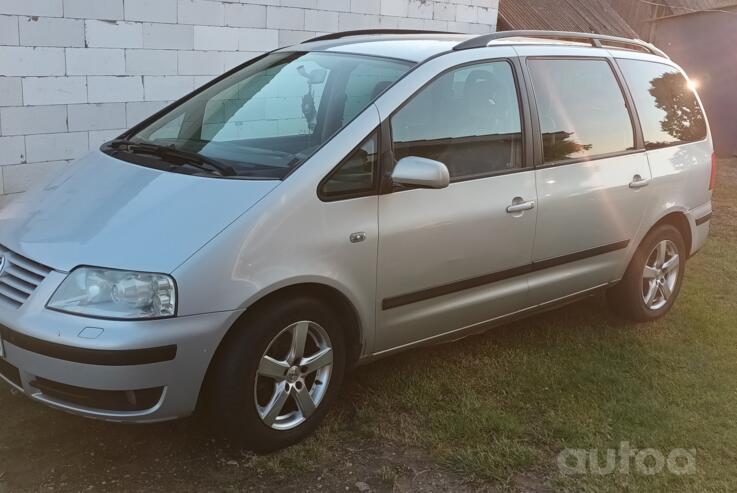Volkswagen Sharan 1 generation [restyling] Minivan