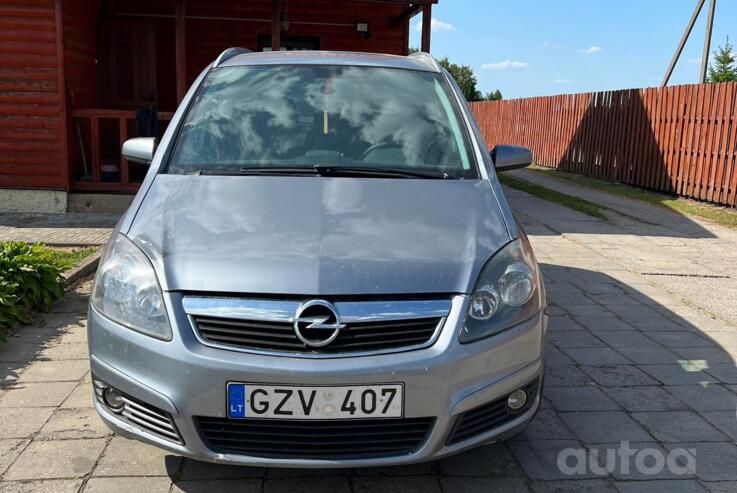 Opel Zafira B Minivan 5-doors