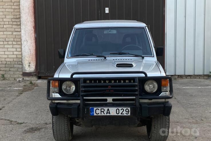 Mitsubishi Pajero 1 generation Wagon High Roof SUV 5-doors