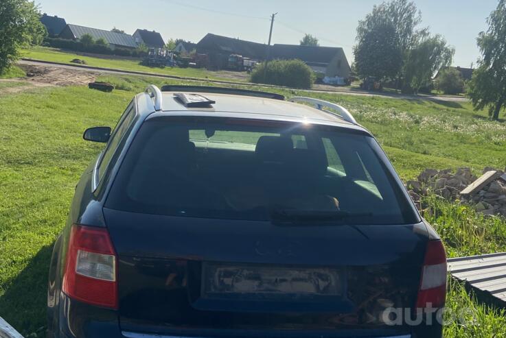 Audi A4 B6 Avant wagon 5-doors