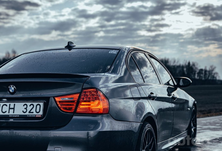 BMW 3 Series E90/E91/E92/E93 Sedan