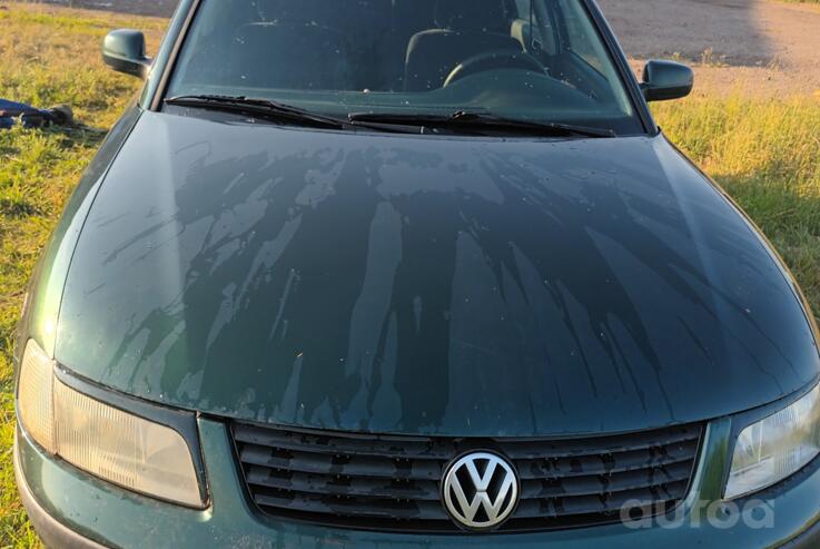 Volkswagen Passat B5 Sedan 4-doors