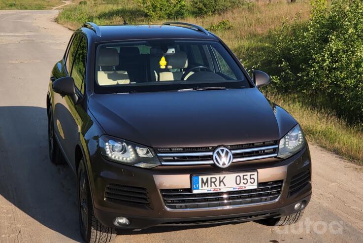 Volkswagen Touareg 2 generation Crossover