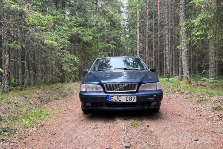 Volvo V70 1 generation wagon