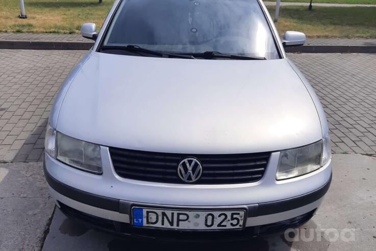 Volkswagen Passat B5 Sedan 4-doors