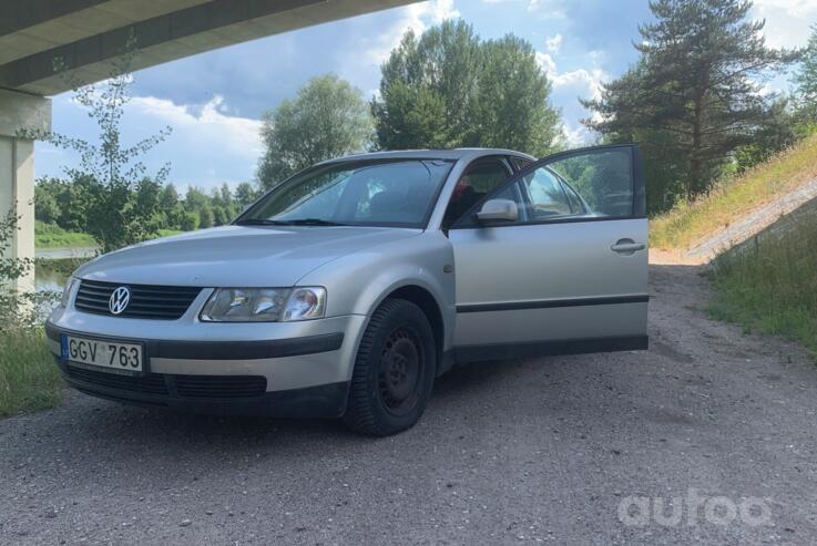 Volkswagen Passat B5 Sedan 4-doors