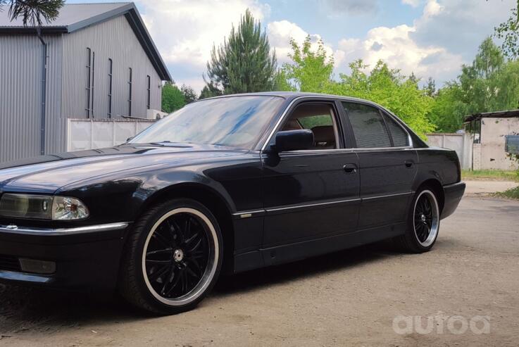 BMW 7 Series E38 Sedan
