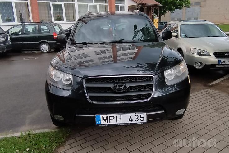 Hyundai Santa Fe CM Crossover