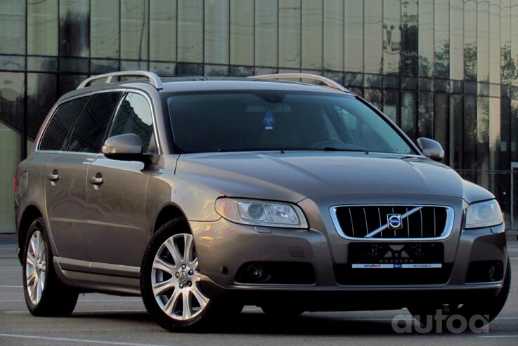 Volvo V70 3 generation wagon