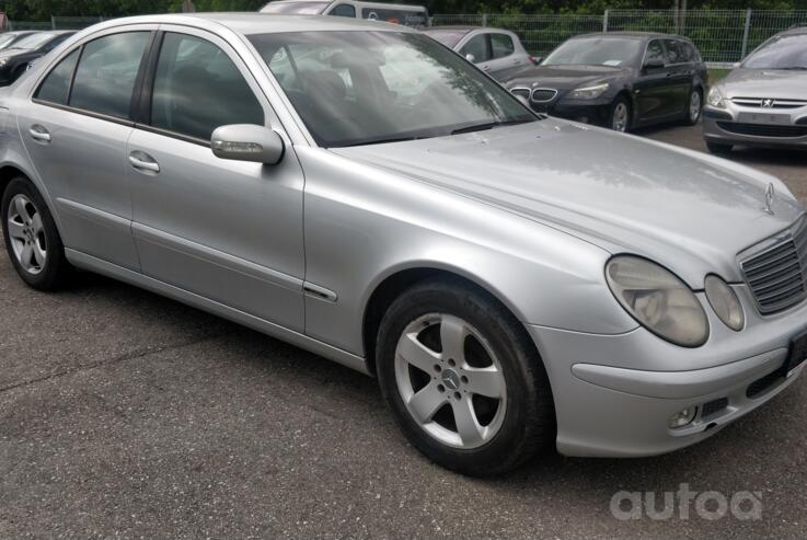 Mercedes-Benz E-Class W211/S211 Sedan 4-doors