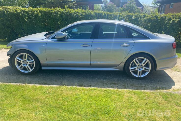 Audi A6 4G/C7 [restyling] Sedan