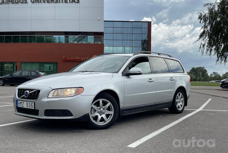Volvo V70 3 generation wagon