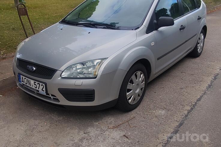 Ford Focus 2 generation Hatchback 5-doors