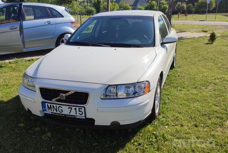 Volvo S60 1 generation [restyling] Sedan