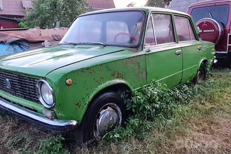 VAZ (Lada) 2101 1 generation Sedan