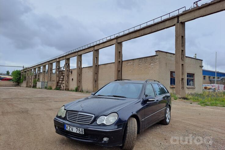 Mercedes-Benz C-Class W203/S203/CL203 Sedan 4-doors