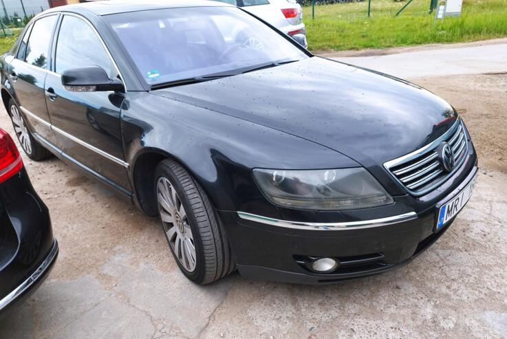 Volkswagen Phaeton 1 generation Sedan