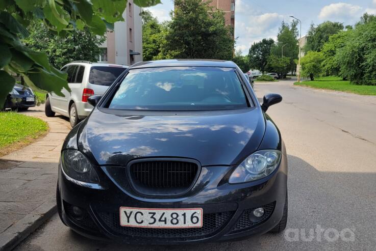 SEAT Leon 2 generation Hatchback 5-doors