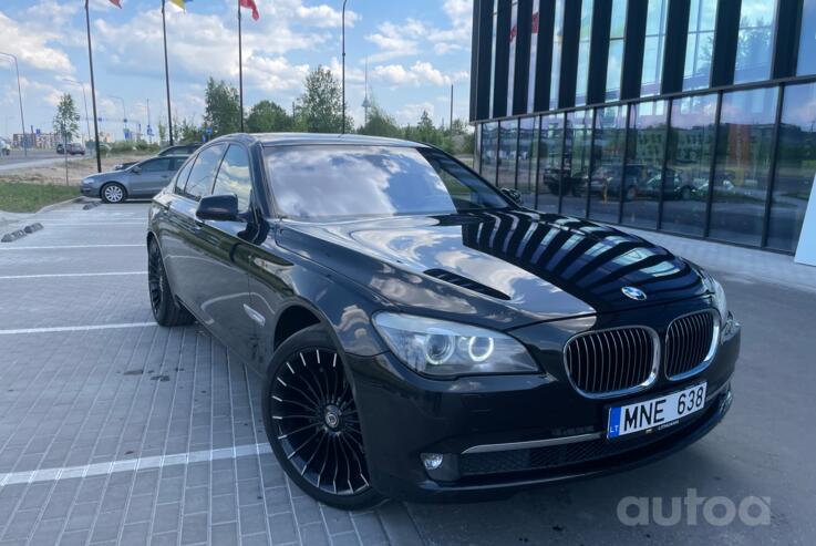 BMW 7 Series F01/F02 Sedan