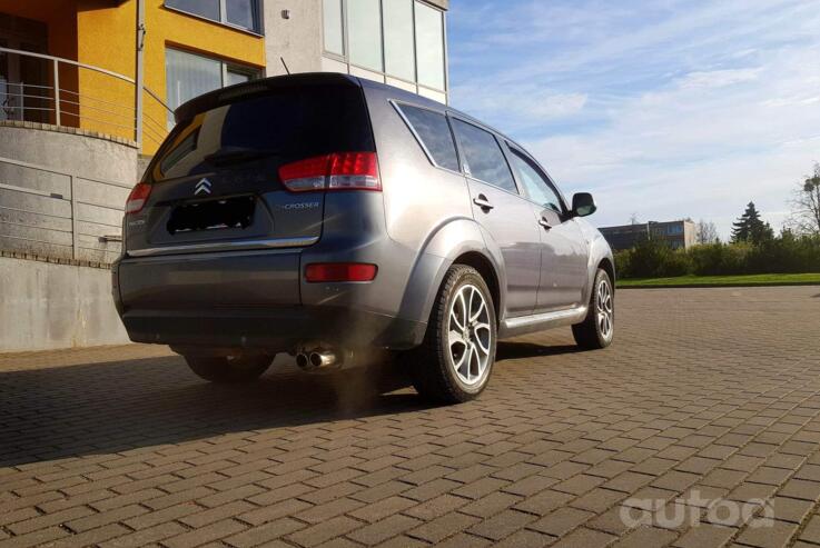 Citroen C-Crosser 1 generation Crossover