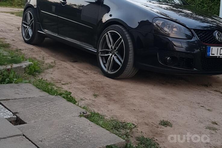 Volkswagen Golf 5 generation Hatchback 5-doors