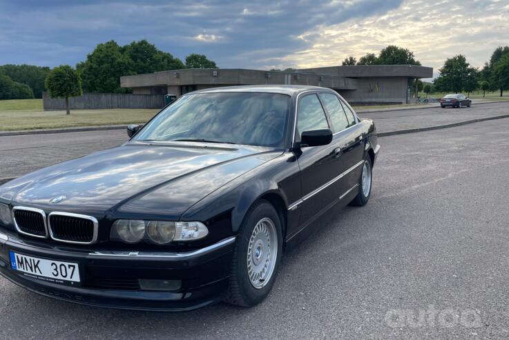 BMW 7 Series E38 Sedan