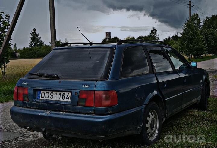 Audi A6 A4/C4 wagon