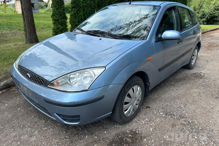 Ford Focus 1 generation [restyling] Hatchback 5-doors