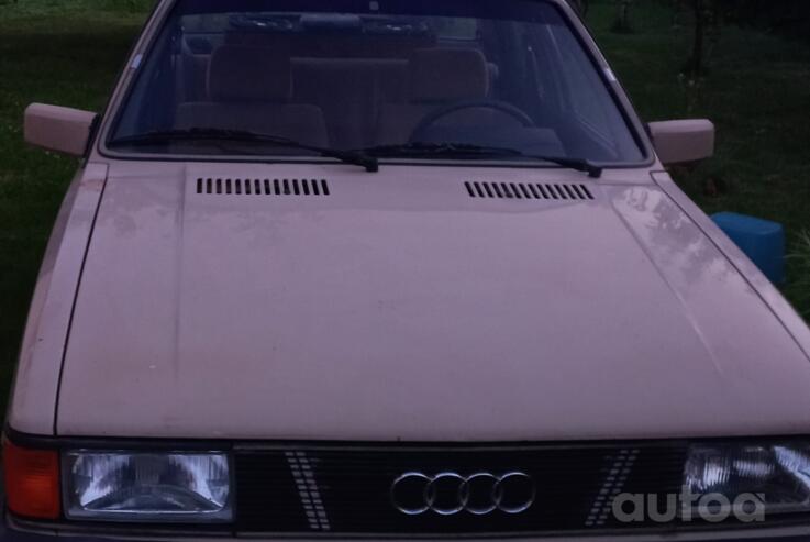Audi 80 B2 Sedan